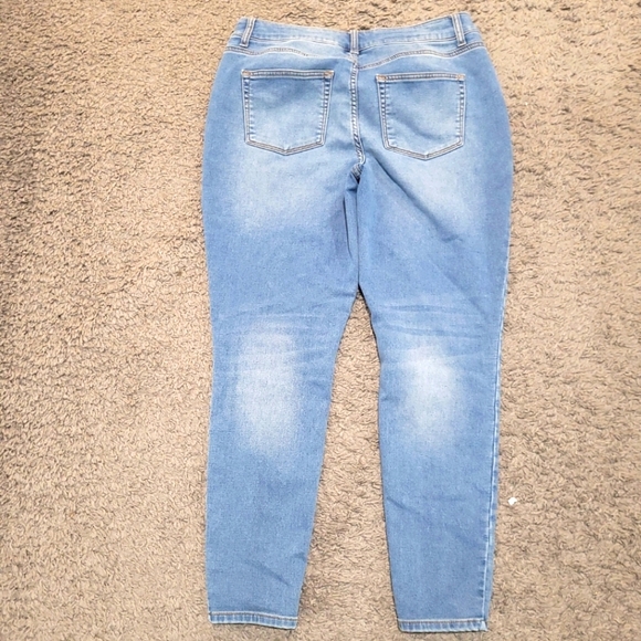 Maurices Jeggings - Picture 4 of 4